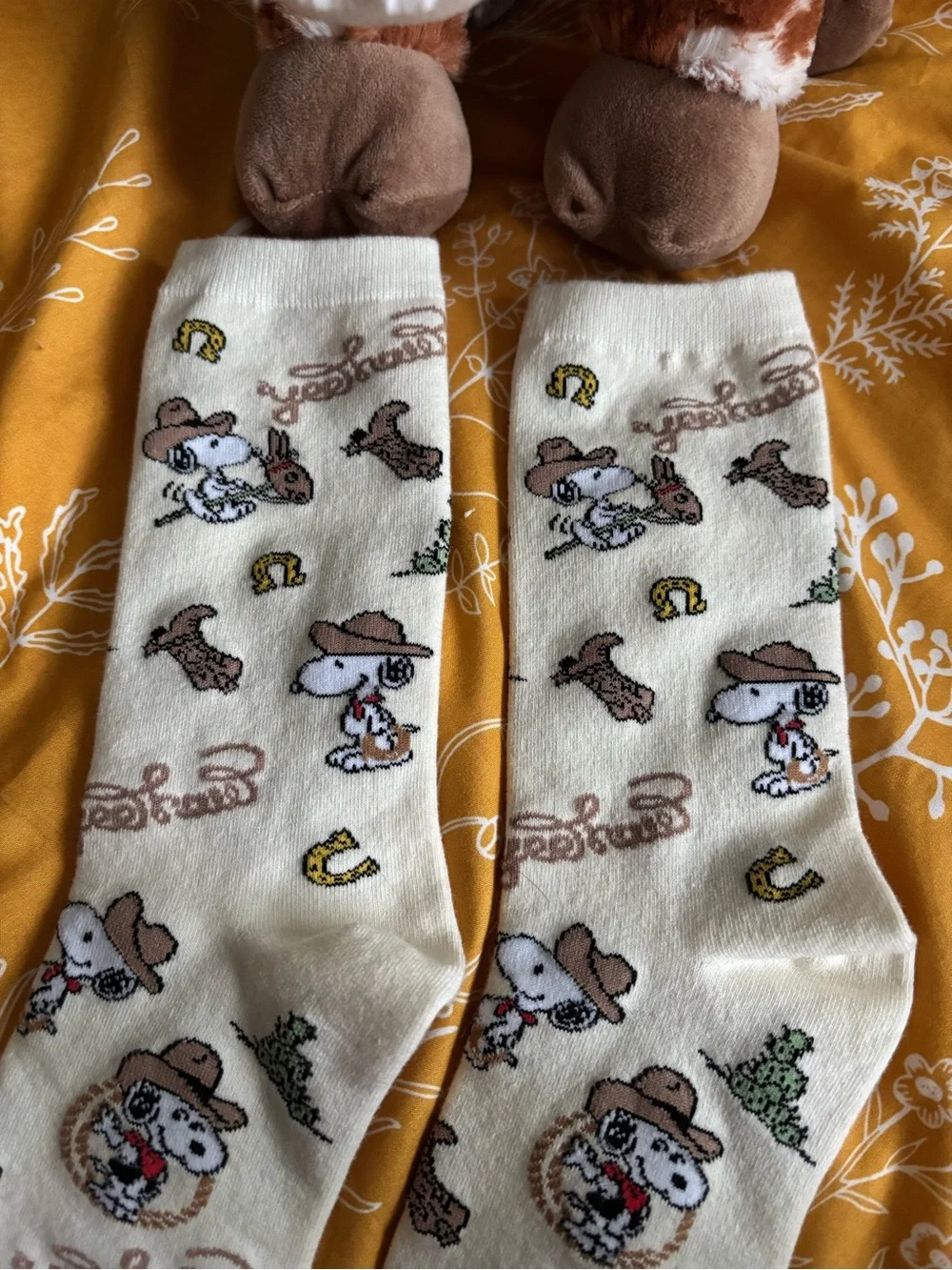 American Eagle Outfitters Cream & Brown Peanuts Snoopy Cowboy Socks